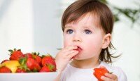 Bebekler İçin Meyvelerin Önemi: Yaz Meyveleri