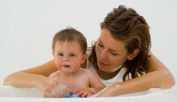 Bebekler Ne Kadar Sıklıkla Banyo Yaptırılmalı?