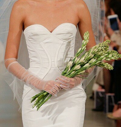 2025-ilkbahar-yaz-gelinlik-modelleri-5